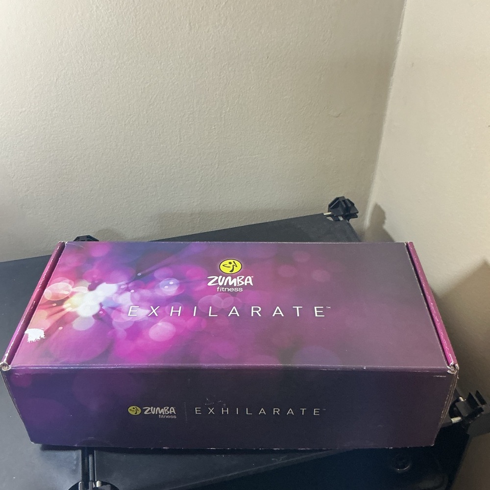 Zumba Fitness Exhilarate Purple Set